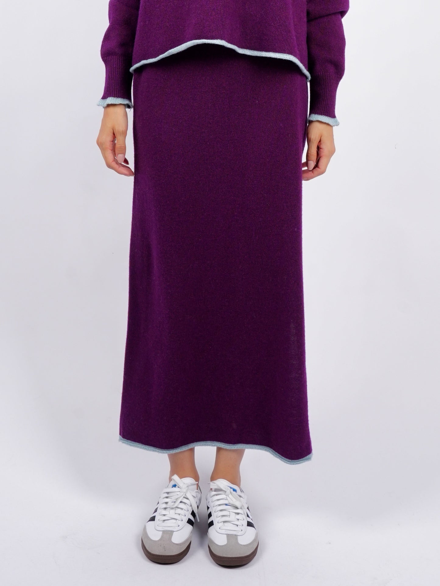 Cashmere skirt